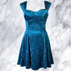 VTG Venus Attitudes Crushed Velvet Mini Dress in Teal